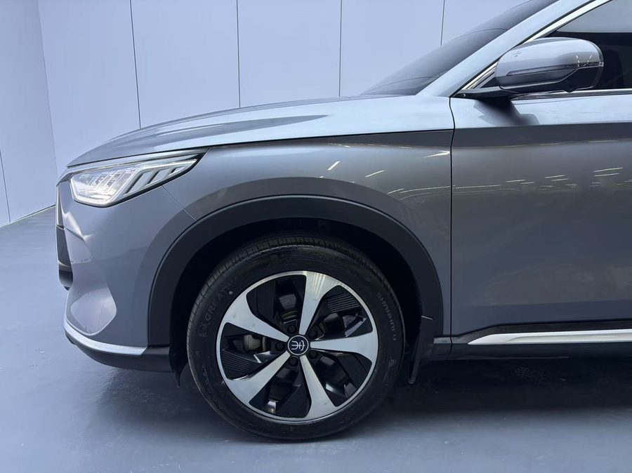 2021款 宋PLUS新能源 DM-i 110KM 旗舰PLUS 多角度实拍