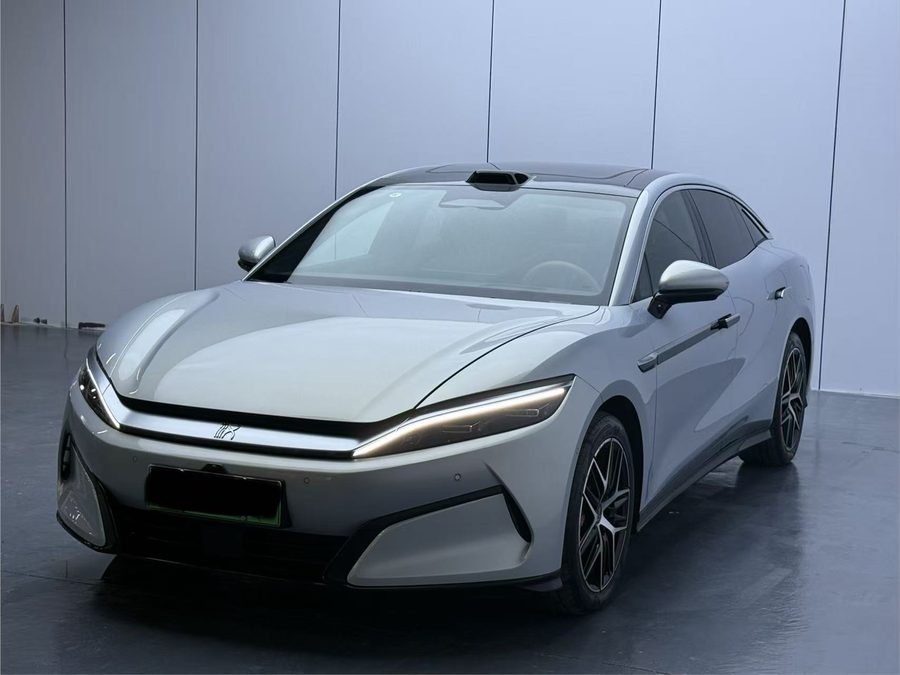 比亚迪 2025款 汉L EV 四驱激光雷达旗舰型