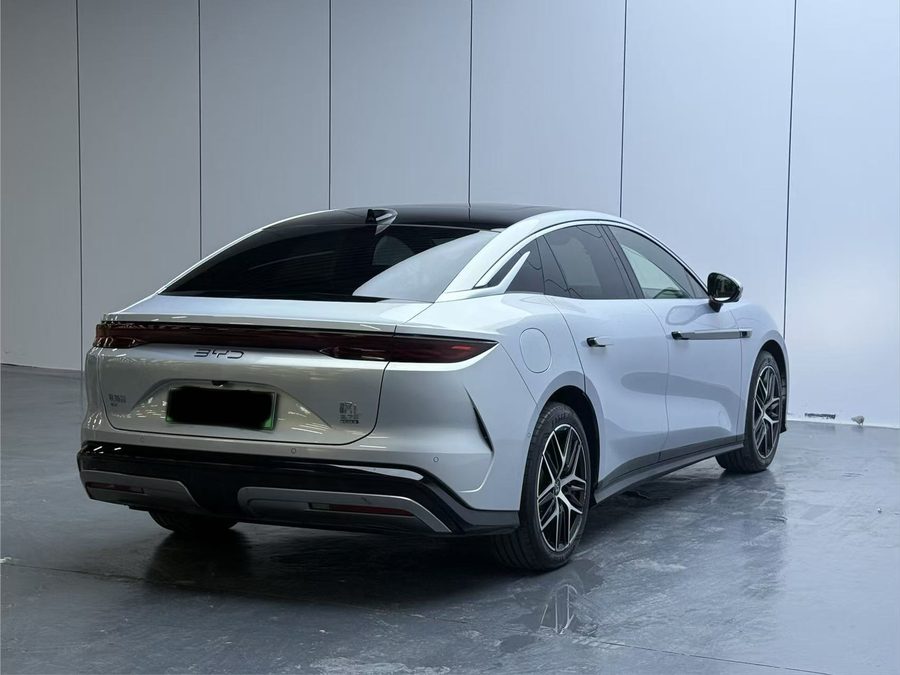 2025款 汉L EV 四驱激光雷达旗舰型 多角度实拍