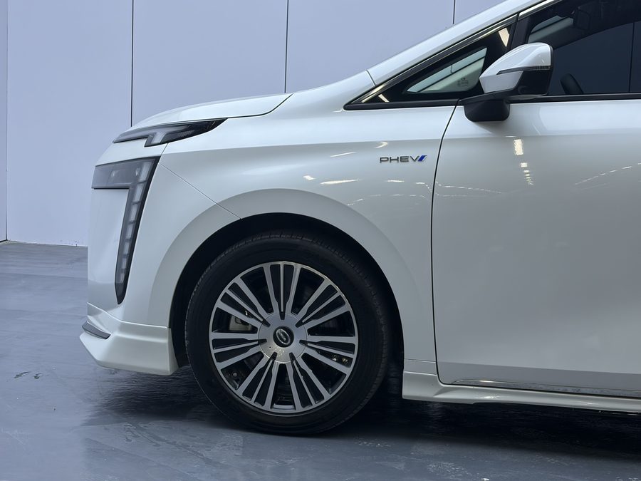 2025款 传祺E8新能源 150km PRO+ 多角度实拍