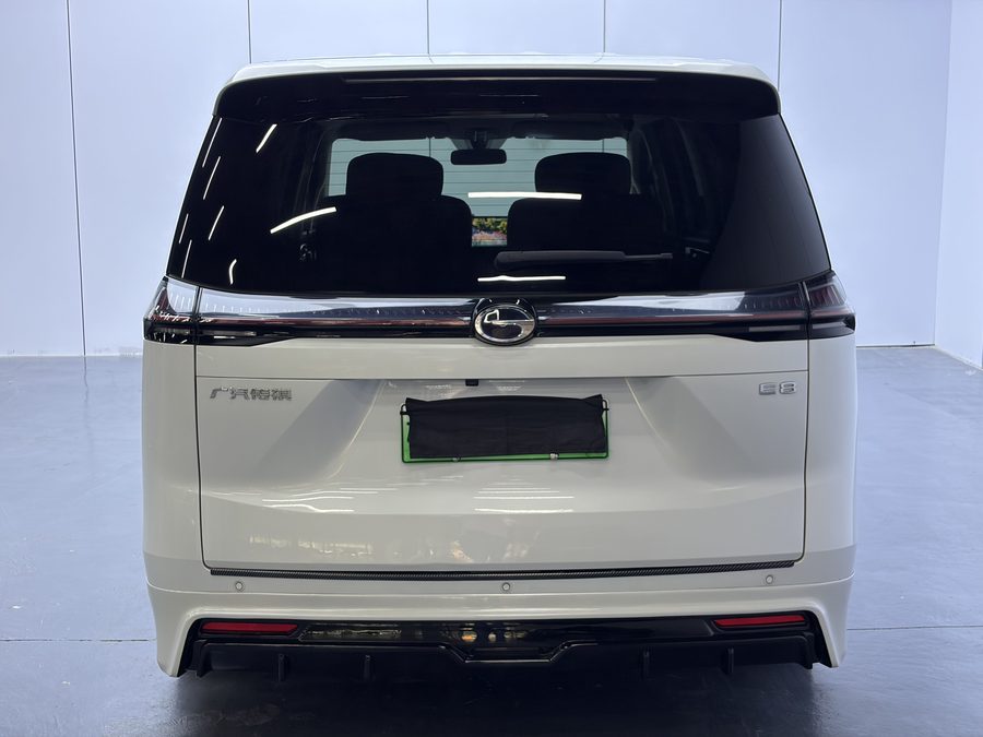 2025款 传祺E8新能源 150km PRO+ 多角度实拍