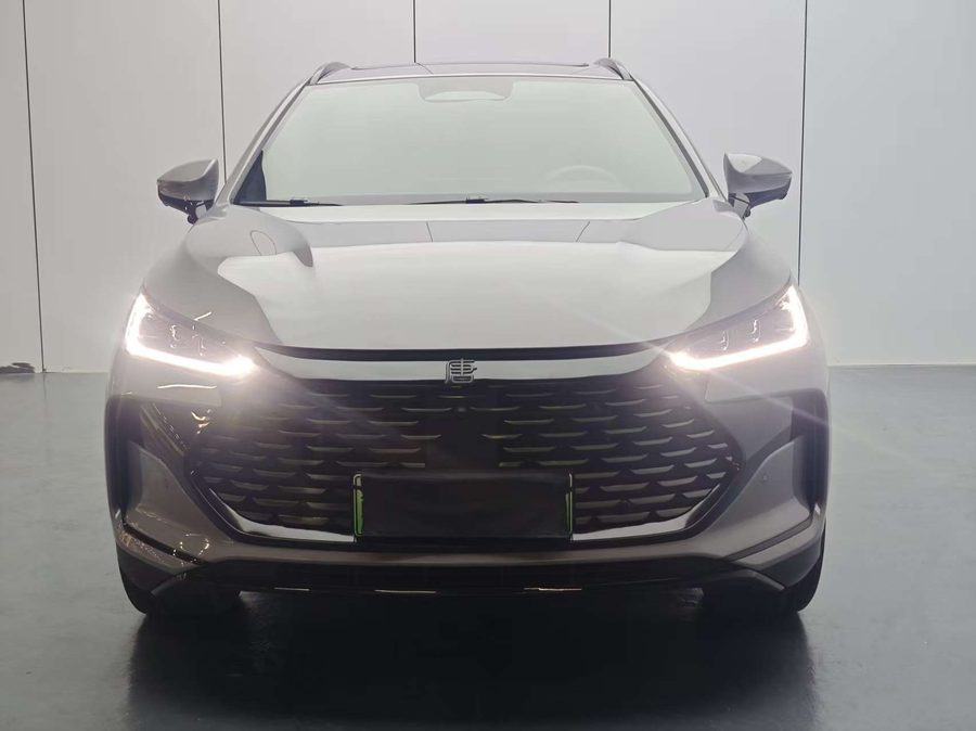 2025款 唐新能源 智驾版 DM-i 115KM 尊贵型 多角度实拍