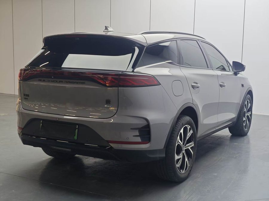 2025款 唐新能源 智驾版 DM-i 115KM 尊贵型 多角度实拍