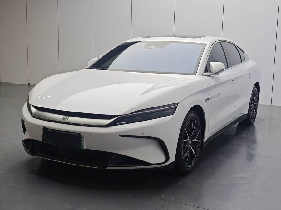 比亚迪 2022款 汉 EV 创世版 610KM四驱尊享型