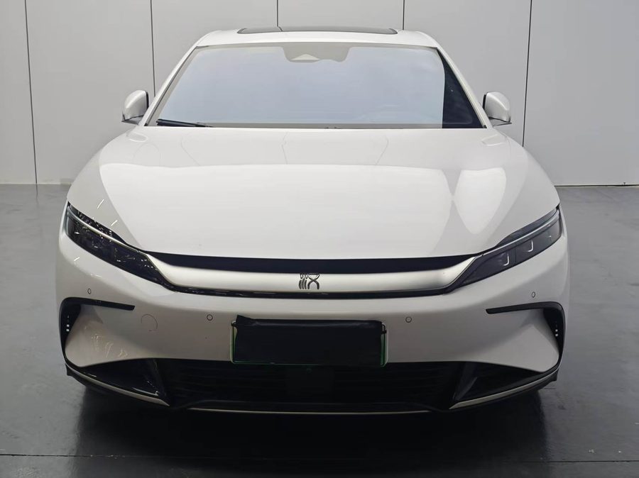 2022款 汉 EV 创世版 610KM四驱尊享型 多角度实拍