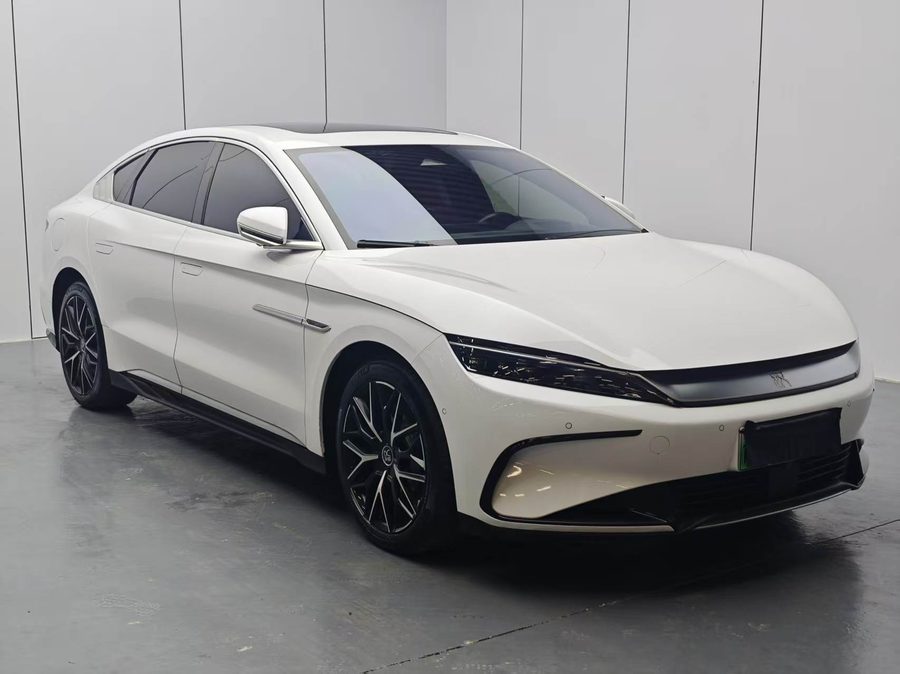 2022款 汉 EV 创世版 610KM四驱尊享型 多角度实拍