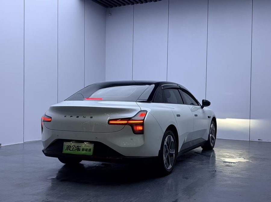 2024款 小鹏MONA M03 620 超长续航 多角度实拍