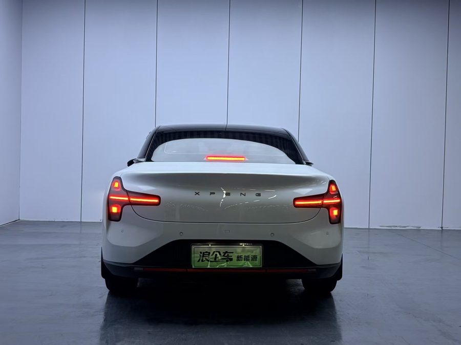 2024款 小鹏MONA M03 620 超长续航 多角度实拍