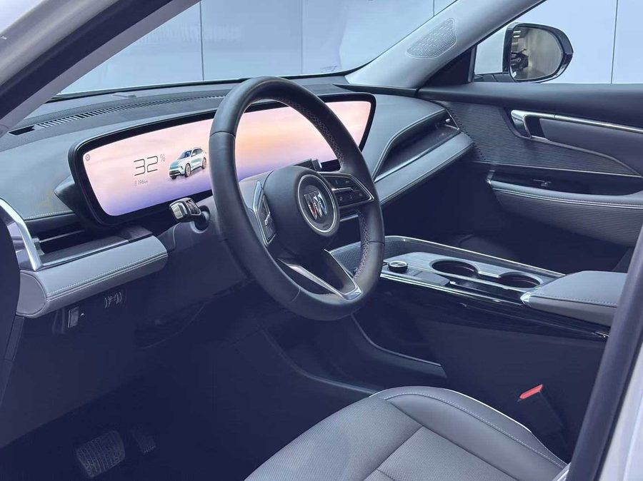 2025款 别克E5 620KM尊享版 多角度实拍