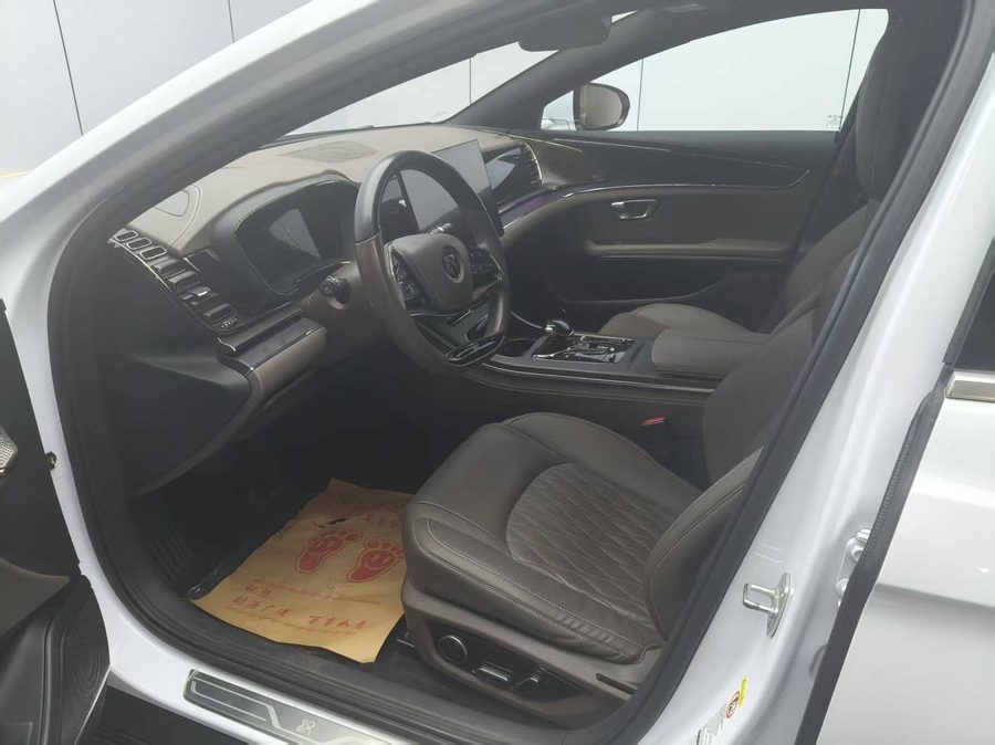 2020款 汉 EV 超长续航版豪华型 多角度实拍