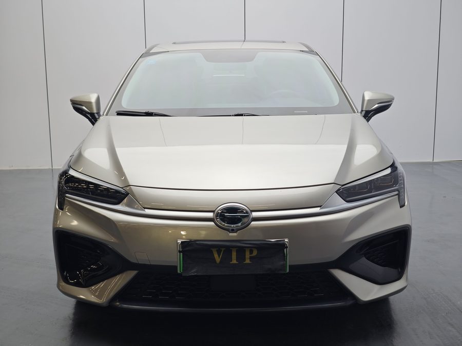2022款 Aion S 魅 580 多角度实拍