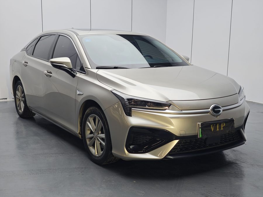 2022款 Aion S 魅 580 多角度实拍