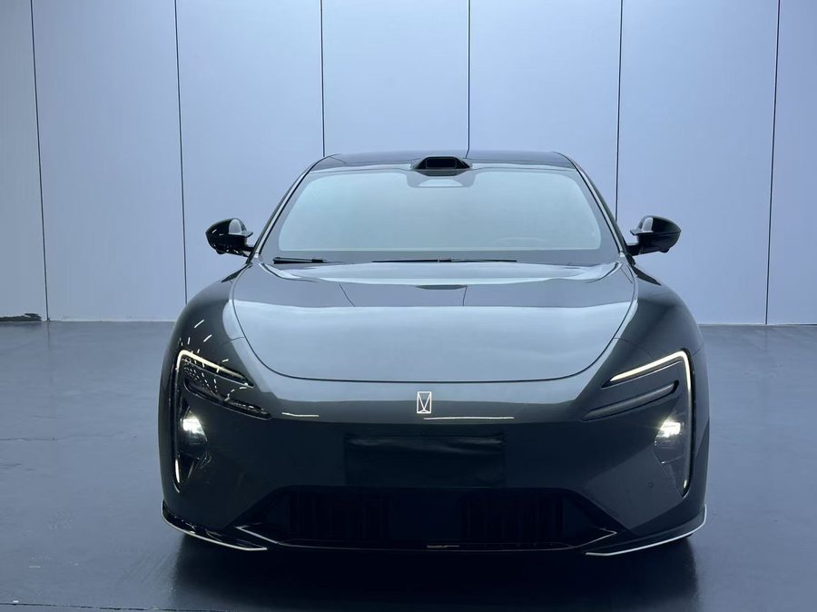 2025款 阿维塔06 Ultra纯电版 多角度实拍