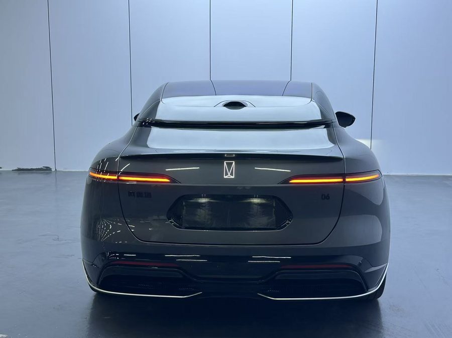 2025款 阿维塔06 Ultra纯电版 多角度实拍