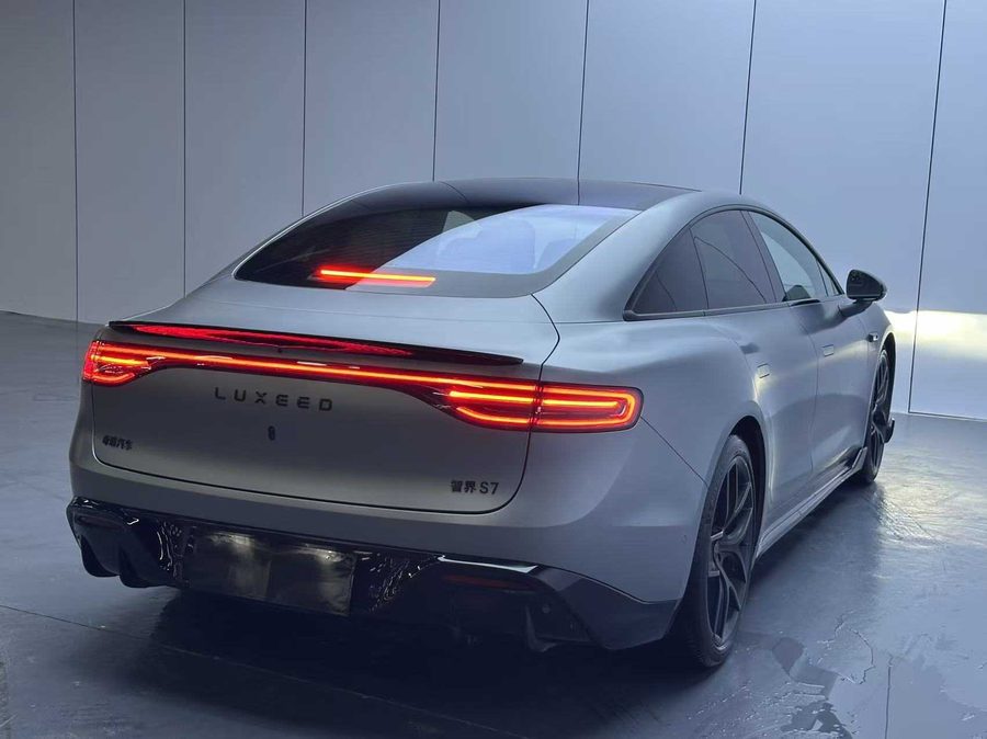 2026款 智界S7 Ultra192 线激光雷达 多角度实拍