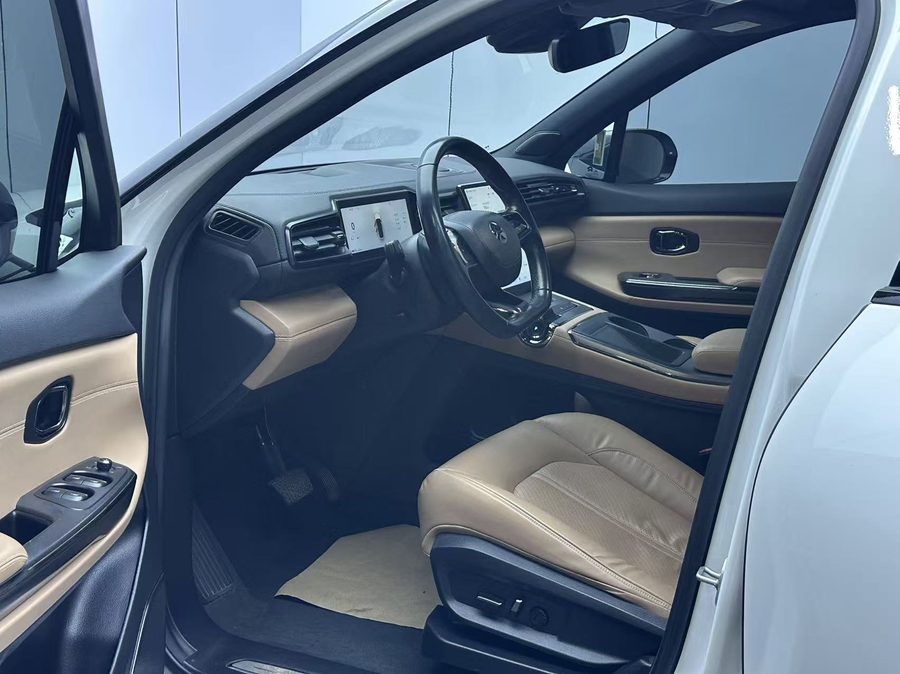 2020款 蔚来ES6 420KM 运动版 多角度实拍