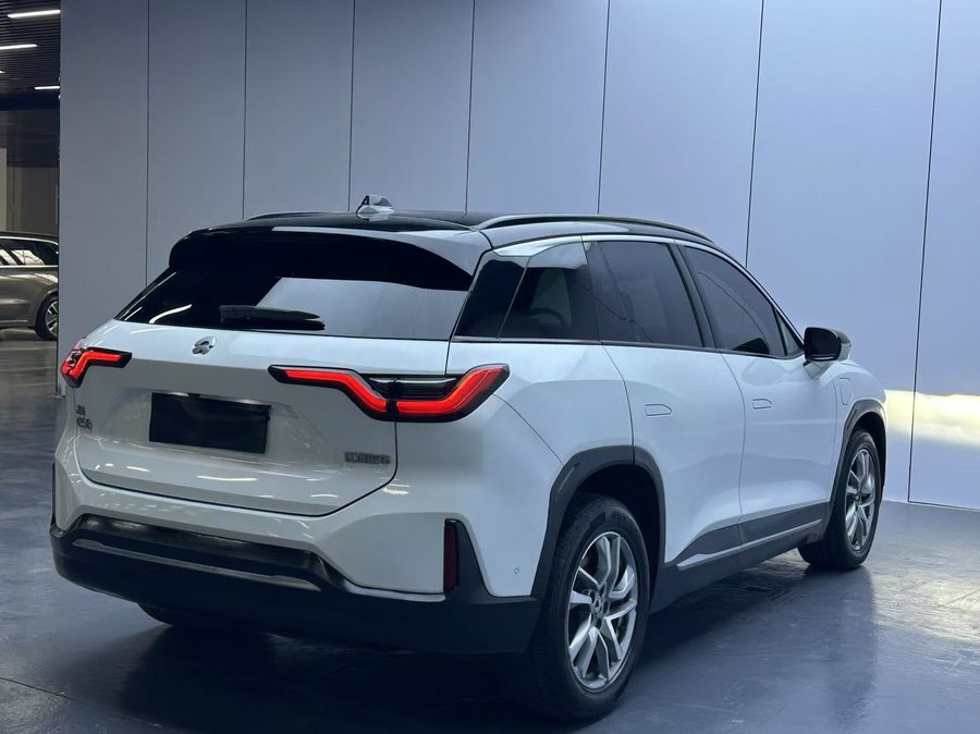 2020款 蔚来ES6 420KM 运动版 多角度实拍