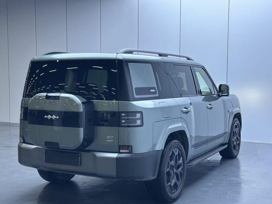 2025款 钛7 190KM四驱Ultra版 多角度实拍