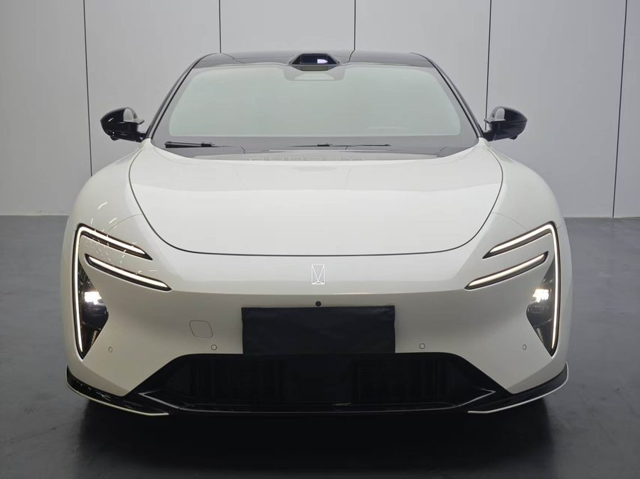 2025款 阿维塔06 Ultra纯电版 多角度实拍