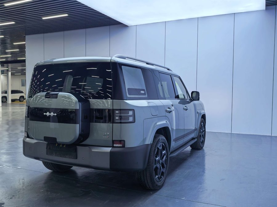 2025款 钛7 190KM四驱Ultra版 多角度实拍