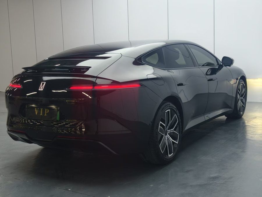 2025款 阿维塔12 Max增程版 多角度实拍