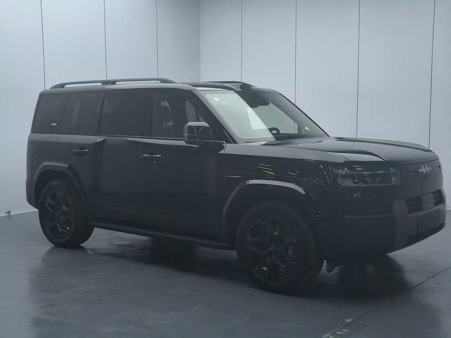 2025款 钛7 190KM四驱Ultra版 多角度实拍