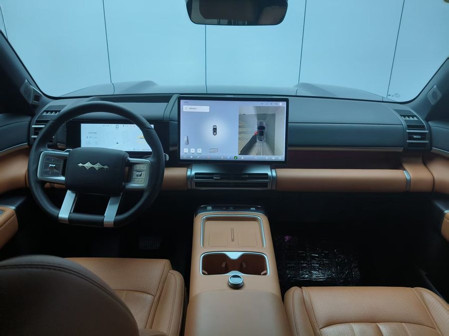 2025款 钛7 190KM四驱Ultra版 多角度实拍