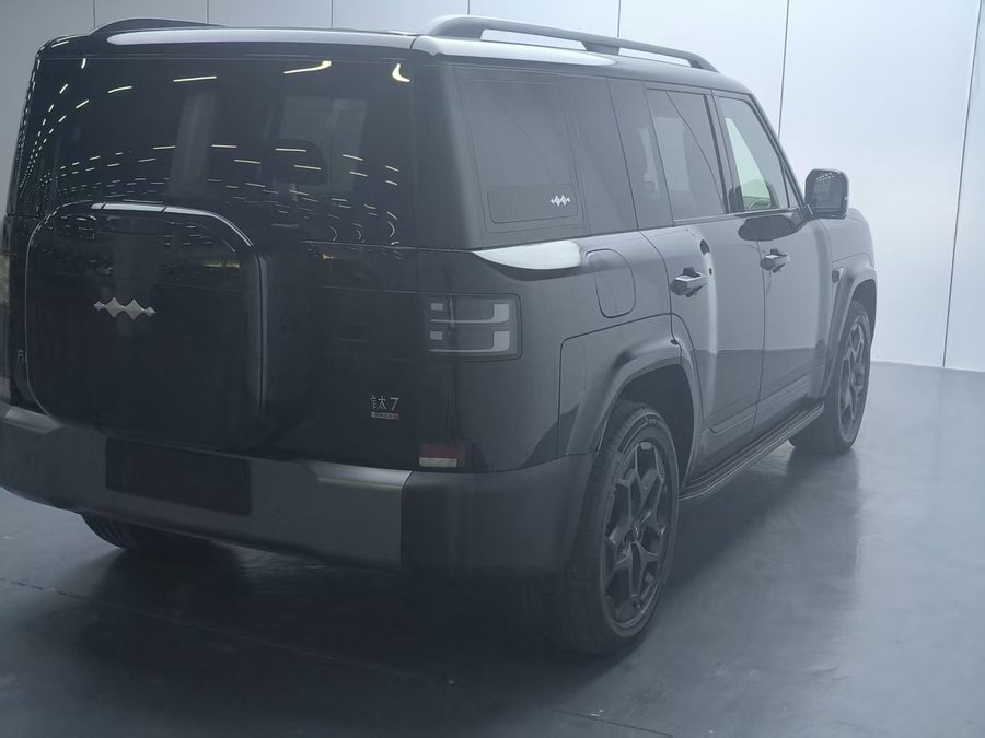 2025款 钛7 190KM四驱Ultra版 多角度实拍
