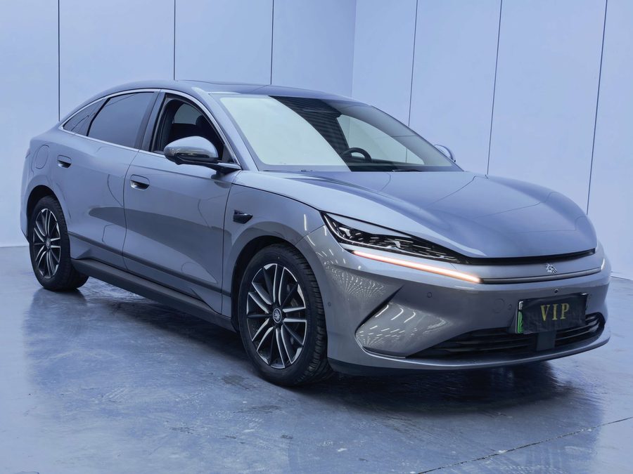 2025款 秦L EV 545卓越型 多角度实拍