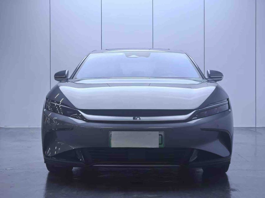 2023款 汉 EV 冠军版 605KM前驱尊贵型 多角度实拍