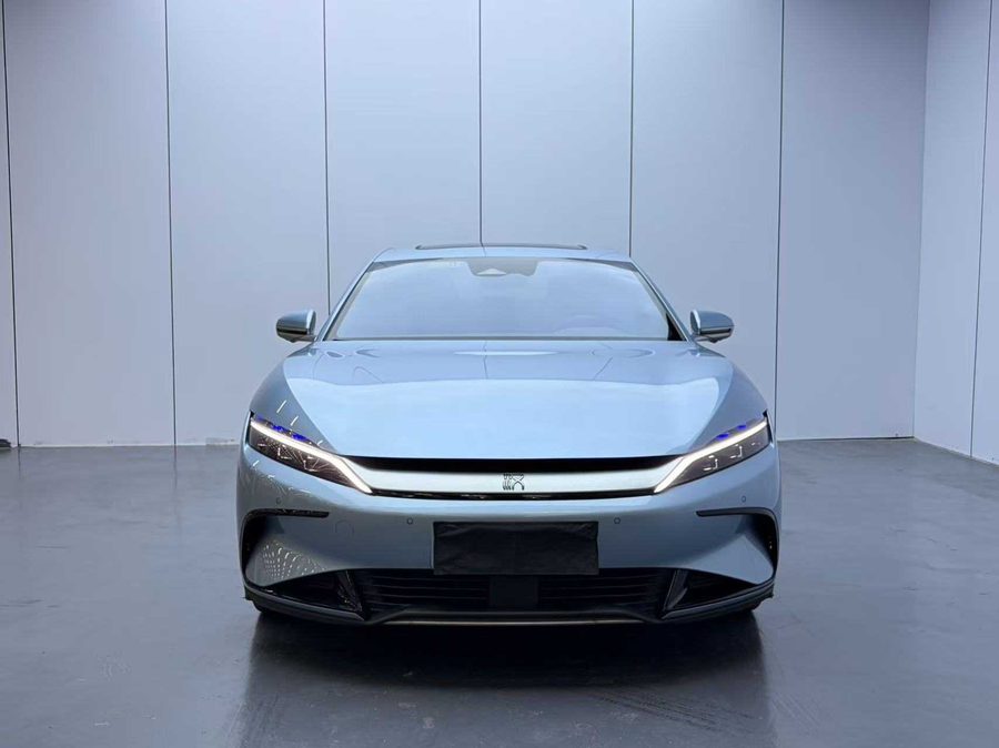 2023款 汉 EV 冠军版 605KM前驱尊贵型 多角度实拍