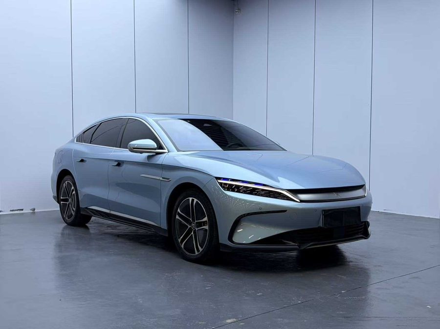 2023款 汉 EV 冠军版 605KM前驱尊贵型 多角度实拍
