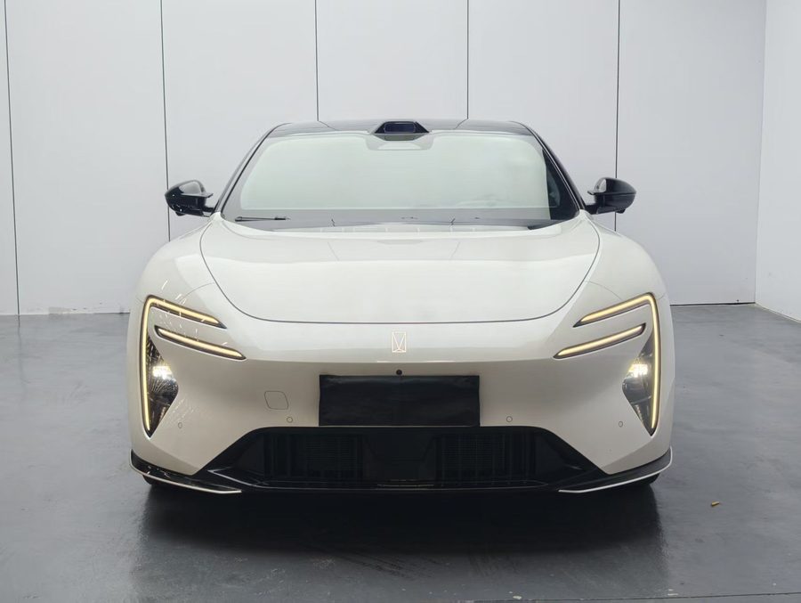 2025款 阿维塔06 Ultra纯电版 多角度实拍