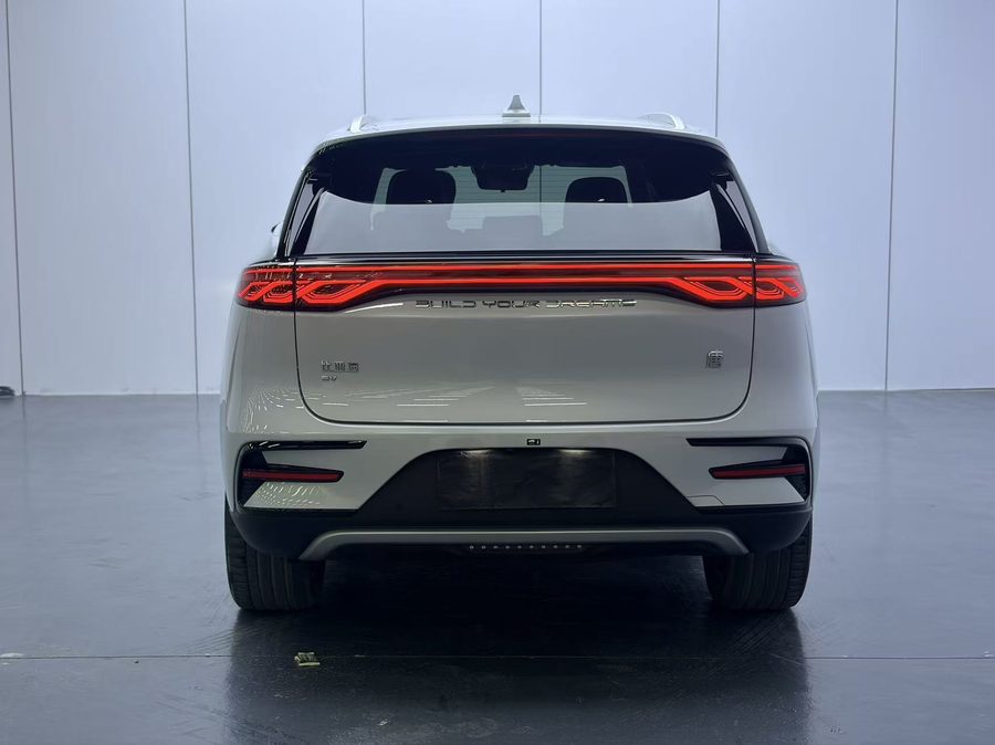 2024款 唐新能源 EV 荣耀版 600KM 尊享型 多角度实拍