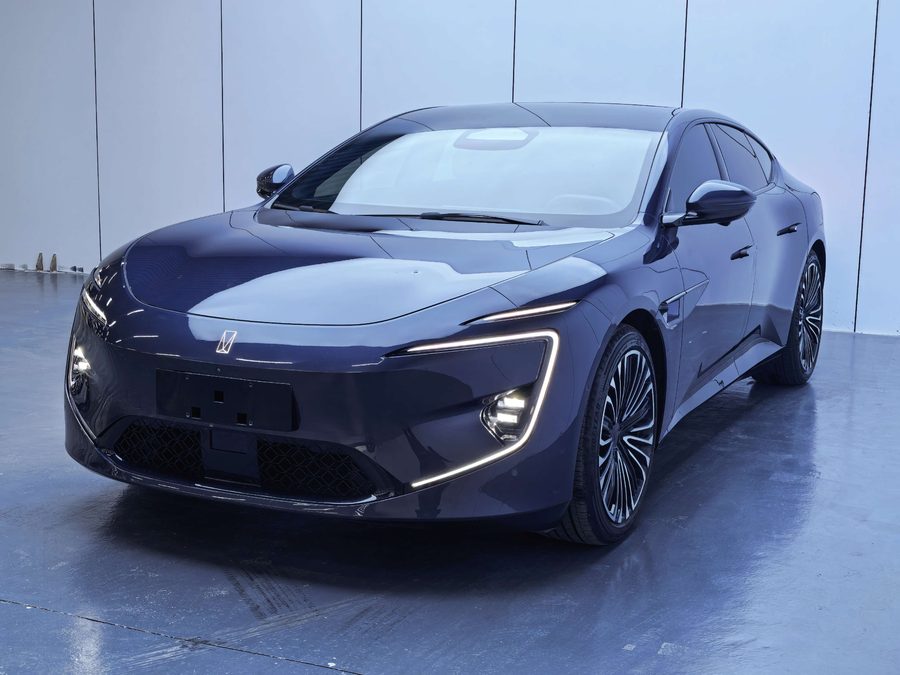 阿维塔 2025款 阿维塔12 Ultra增程版