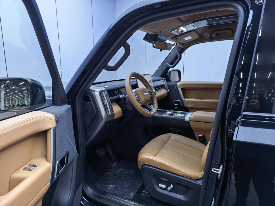 2026款 iCAR V27 200KM四驱猎鹰500 多角度实拍