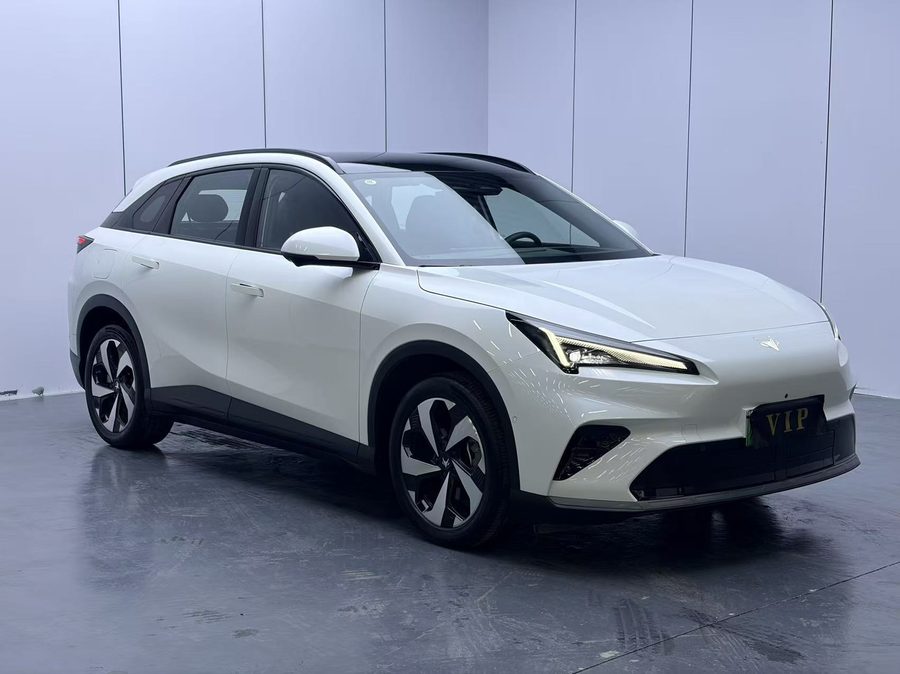 2026款 极狐 阿尔法T5(ARCFOX αT5) 增程 215 元境智行版 多角度实拍