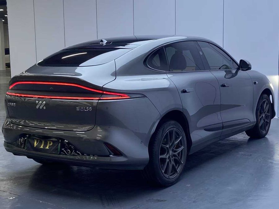 2023款 智己LS6 Max 标准版 多角度实拍