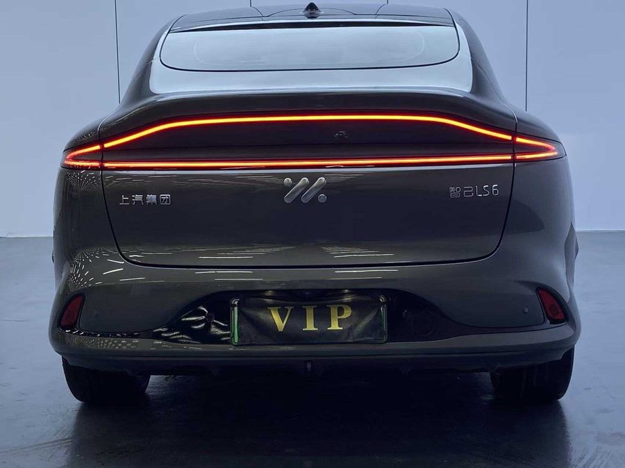 2023款 智己LS6 Max 标准版 多角度实拍