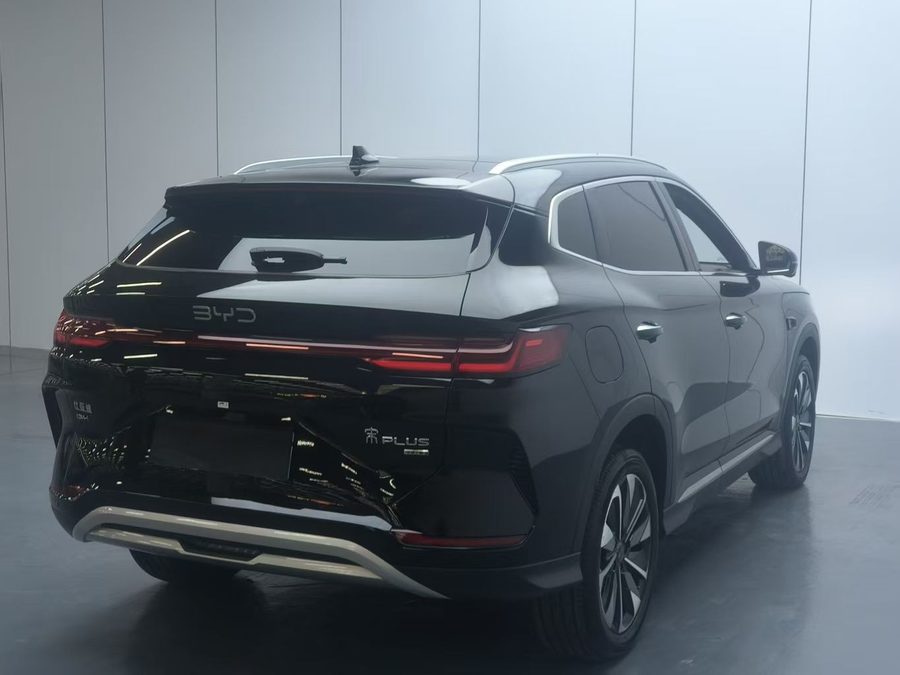 2025款 宋PLUS新能源 DM-i 智驾版 112KM 尊贵型 多角度实拍