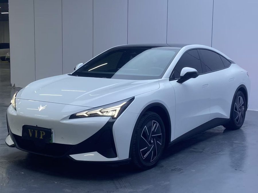 ARCFOX极狐 2025款 极狐S5 560PRO 185kW
