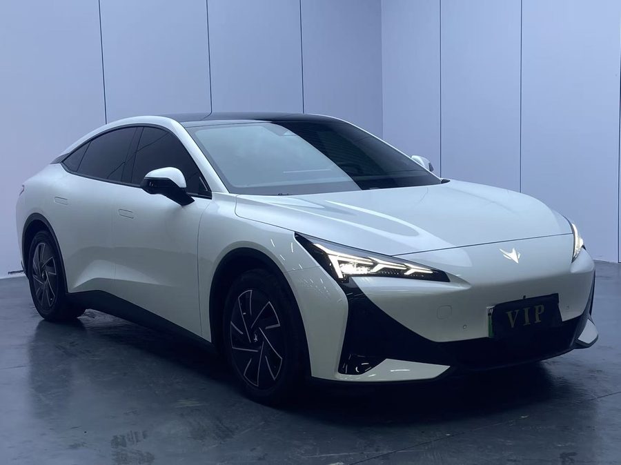 2025款 极狐S5 560PRO 185kW 多角度实拍
