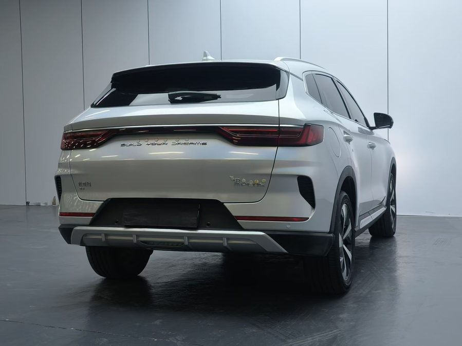 2021款 宋PLUS新能源 EV 旗舰型 多角度实拍