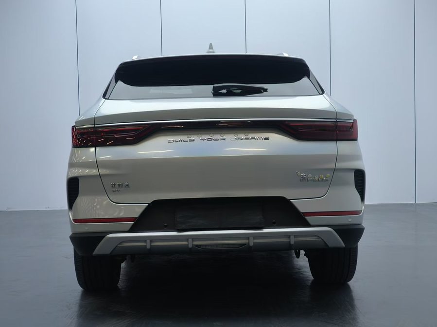 2021款 宋PLUS新能源 EV 旗舰型 多角度实拍