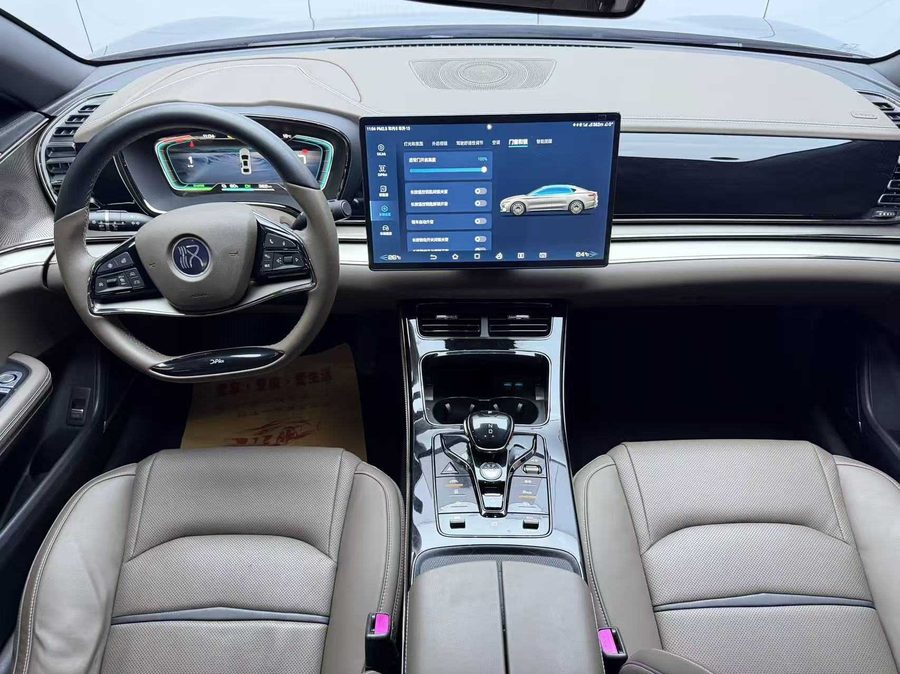 2020款 汉 EV 超长续航版豪华型 多角度实拍