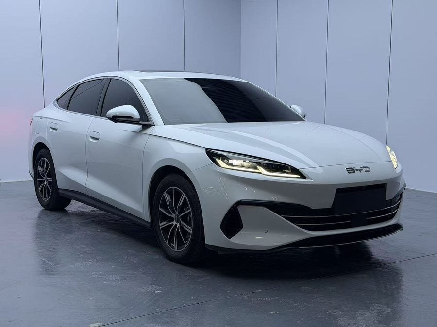 2024款 海豹06 DM-i 120KM尊享型 多角度实拍